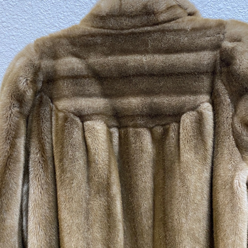 vintage Tissavel France faux fur coat, known luxury - Picture 6 of 7